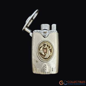 Lote 3022 - Encendedor Metálico Vintage con Medallón de Delfines en relieve