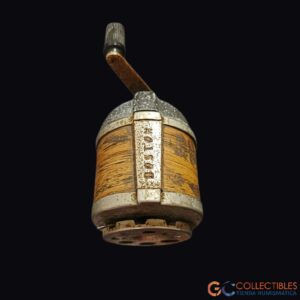 Lote 3067 - Sacapuntas Vintage Boston de Manivela - Antiguo Utensilio Escritorio, Metal y Madera